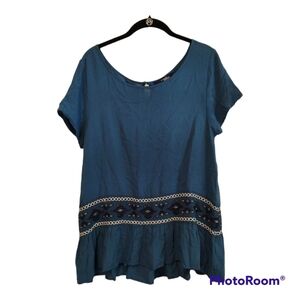NWOT Indigo blue top‎ with embroidery
